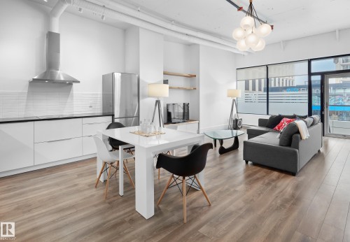 210 10024 Jasper Avenue, Edmonton, AB - Indoor