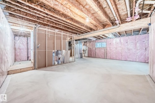 7023 Kiviaq Crescent, Edmonton, AB - Indoor Photo Showing Basement