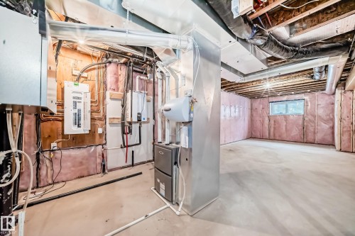 7023 Kiviaq Crescent, Edmonton, AB - Indoor Photo Showing Basement
