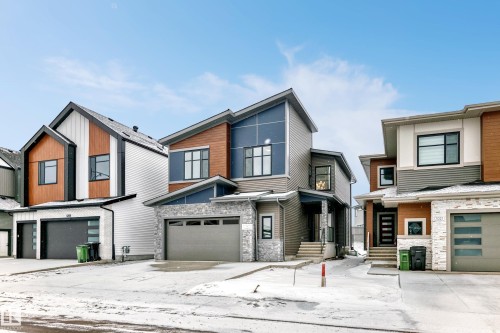 7023 Kiviaq Crescent, Edmonton, AB - Outdoor With Facade