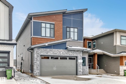 7023 Kiviaq Crescent, Edmonton, AB - Outdoor