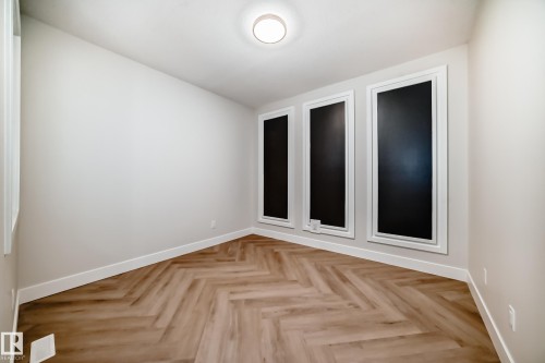 7023 Kiviaq Crescent, Edmonton, AB - Indoor Photo Showing Other Room