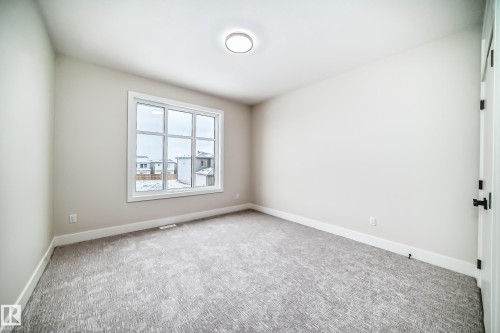 7023 Kiviaq Crescent, Edmonton, AB - Indoor Photo Showing Other Room