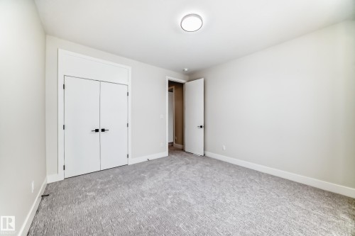 7023 Kiviaq Crescent, Edmonton, AB - Indoor Photo Showing Other Room