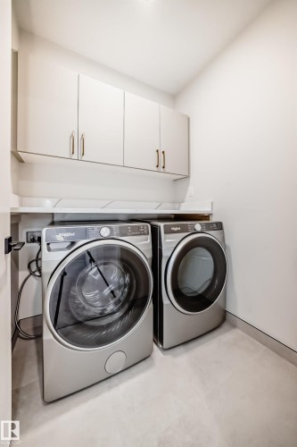 7023 Kiviaq Crescent, Edmonton, AB - Indoor Photo Showing Laundry Room