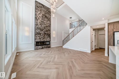7023 Kiviaq Crescent, Edmonton, AB - Indoor Photo Showing Other Room