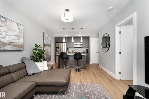 1404 11969 Jasper Avenue, Edmonton, AB - Indoor Photo Showing Living Room