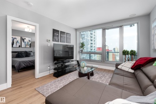 1404 11969 Jasper Avenue, Edmonton, AB - Indoor Photo Showing Living Room