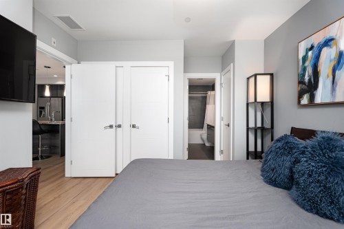 1404 11969 Jasper Avenue, Edmonton, AB - Indoor Photo Showing Bedroom