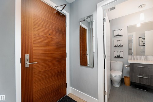 1404 11969 Jasper Avenue, Edmonton, AB - Indoor Photo Showing Bathroom