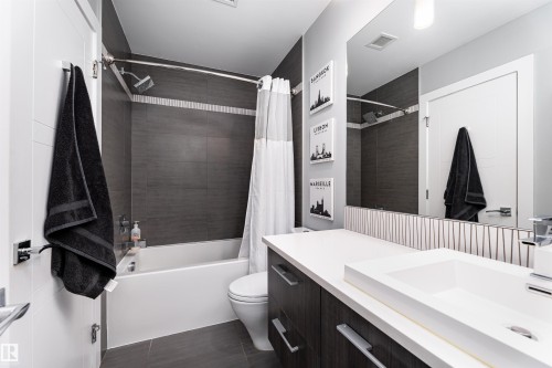 1404 11969 Jasper Avenue, Edmonton, AB - Indoor Photo Showing Bathroom