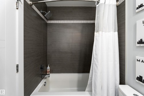 1404 11969 Jasper Avenue, Edmonton, AB - Indoor Photo Showing Bathroom