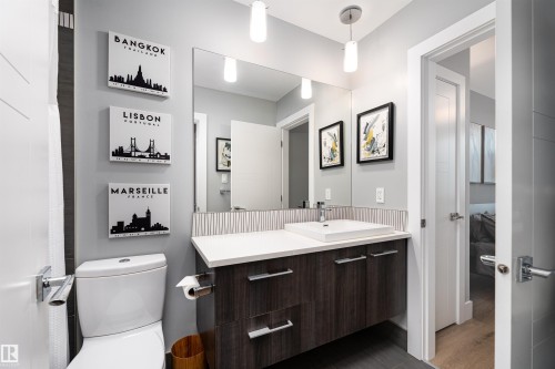 1404 11969 Jasper Avenue, Edmonton, AB - Indoor Photo Showing Bathroom