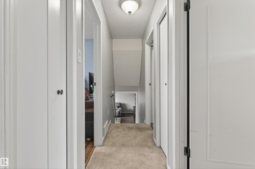 6009 53 Avenue, Cold Lake, AB - Indoor Photo Showing Other Room