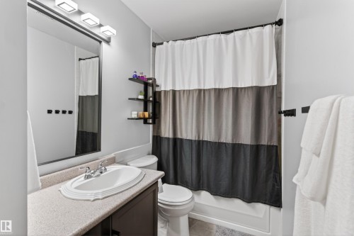 6009 53 Avenue, Cold Lake, AB - Indoor Photo Showing Bathroom