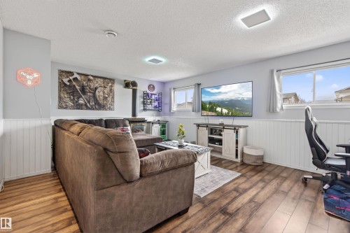 6009 53 Avenue, Cold Lake, AB - Indoor Photo Showing Other Room