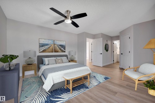 4124 37A Avenue, Edmonton, AB - Indoor Photo Showing Bedroom