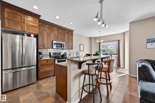 22055 95 Avenue, Edmonton, AB 
