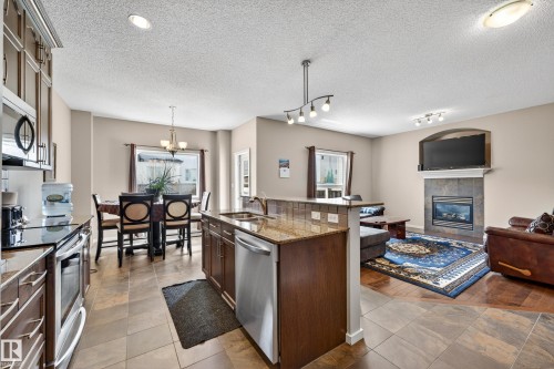 22055 95 Avenue, Edmonton, AB 