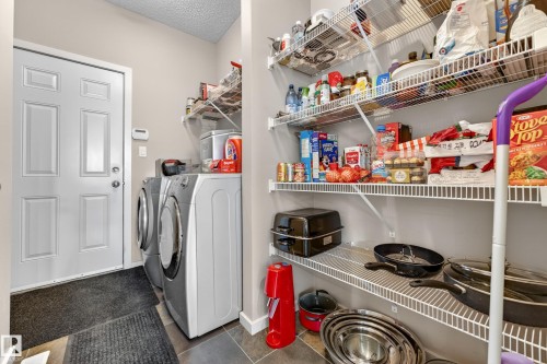 22055 95 Avenue, Edmonton, AB 