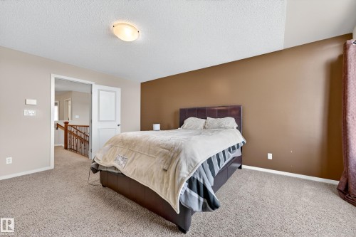 22055 95 Avenue, Edmonton, AB 