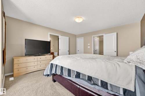 22055 95 Avenue, Edmonton, AB 