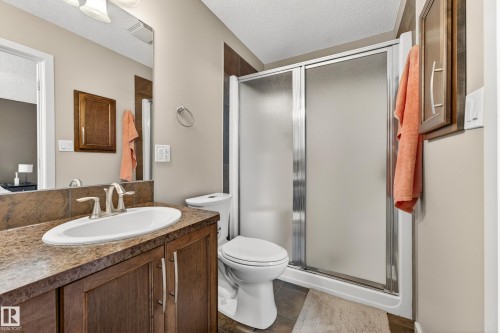 22055 95 Avenue, Edmonton, AB 