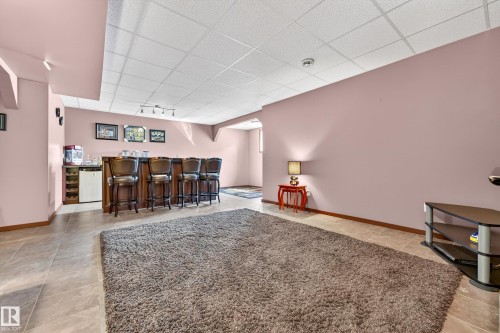 22055 95 Avenue, Edmonton, AB 