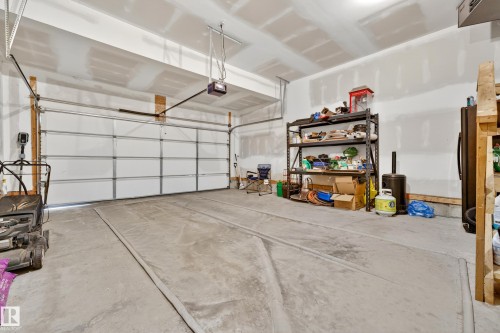 22055 95 Avenue, Edmonton, AB 
