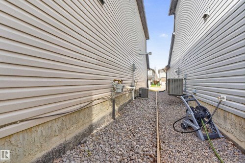 22055 95 Avenue, Edmonton, AB 