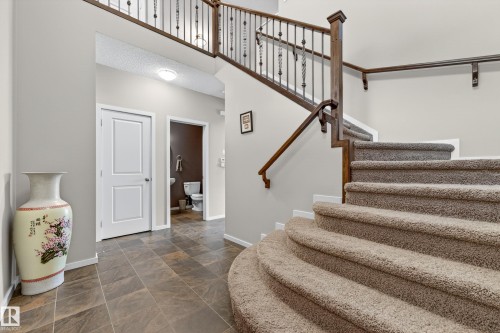 22055 95 Avenue, Edmonton, AB 