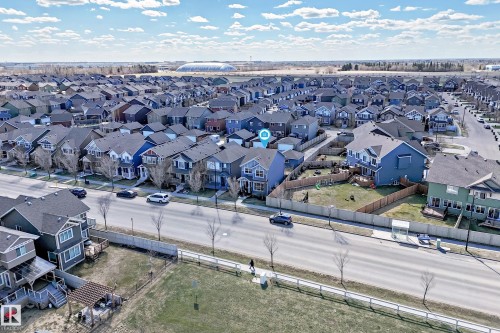 Aerial perspective showcasing a residential neighborhood with diverse housing styles - 5020 Orchards Gate, Edmonton, AB - Outdoor With View