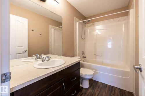 1172 Westerra Link, Stony Plain, AB - Indoor Photo Showing Bathroom