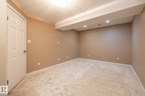 1172 Westerra Link, Stony Plain, AB - Indoor Photo Showing Other Room