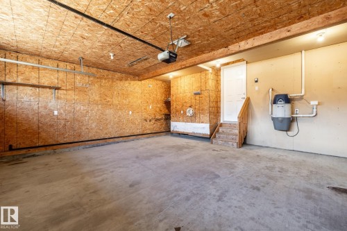 1172 Westerra Link, Stony Plain, AB - Indoor Photo Showing Garage