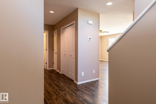 1172 Westerra Link, Stony Plain, AB - Indoor Photo Showing Other Room