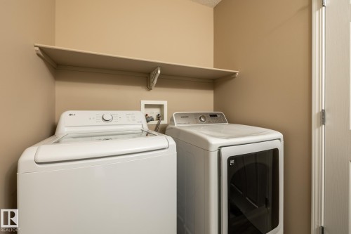 1172 Westerra Link, Stony Plain, AB - Indoor Photo Showing Laundry Room