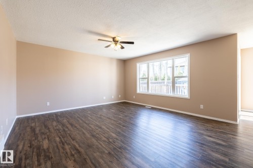 1172 Westerra Link, Stony Plain, AB - Indoor Photo Showing Other Room