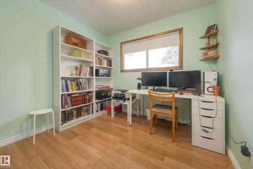 15702 89A Avenue, Edmonton, AB - Indoor Photo Showing Office