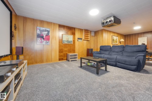 15702 89A Avenue, Edmonton, AB - Indoor