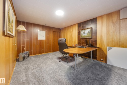 15702 89A Avenue, Edmonton, AB - Indoor Photo Showing Office