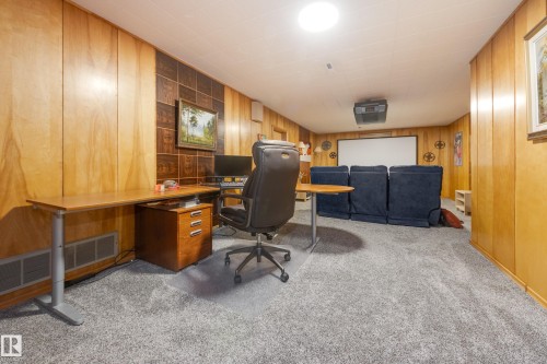 15702 89A Avenue, Edmonton, AB - Indoor Photo Showing Other Room