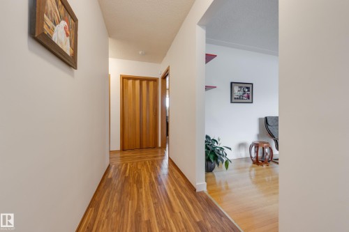 15702 89A Avenue, Edmonton, AB - Indoor Photo Showing Other Room