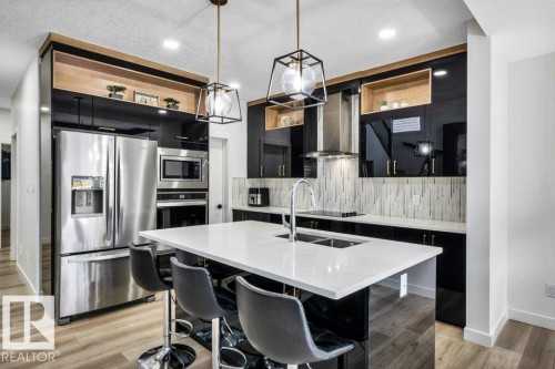 5320 Kimball Place, Edmonton, AB - Indoor Photo Showing Kitchen With Upgraded Kitchen