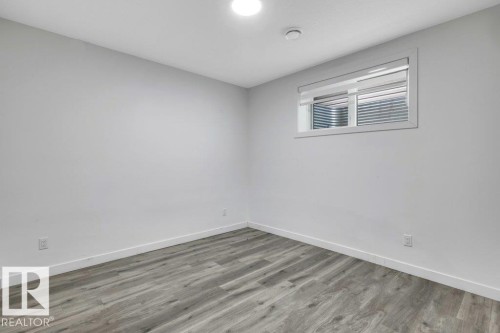 5320 Kimball Place, Edmonton, AB - Indoor Photo Showing Other Room