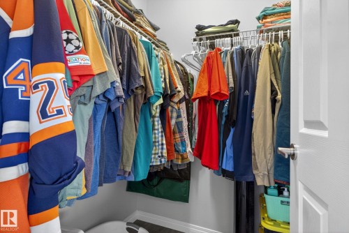 7515 Elmer Bend, Edmonton, AB - Indoor With Storage
