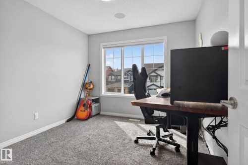 7515 Elmer Bend, Edmonton, AB - Indoor Photo Showing Office