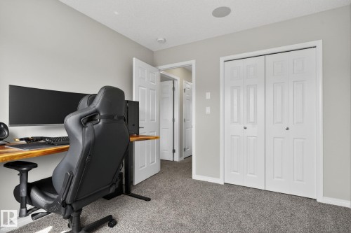7515 Elmer Bend, Edmonton, AB - Indoor Photo Showing Office