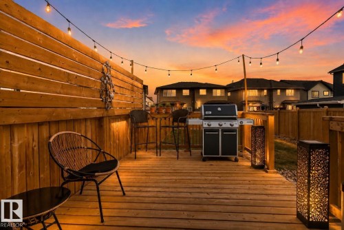 7515 Elmer Bend, Edmonton, AB - Outdoor With Exterior