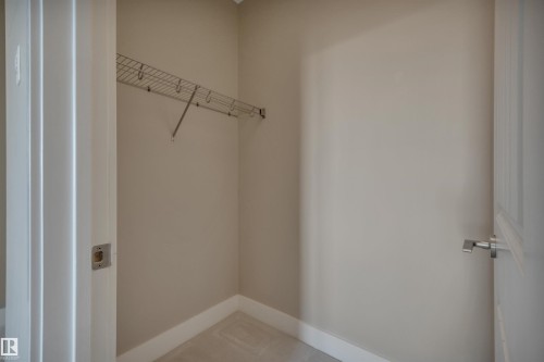 243 6079 Maynard Way, Edmonton, AB - Indoor